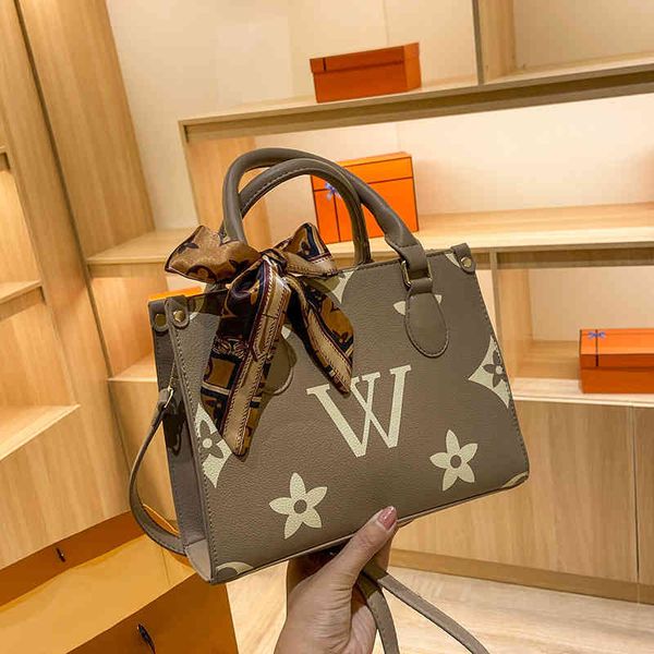

factory wholesale 66% off laohua bag female 2022 new single shoulder messenger handbag large capacity women's tote bag ho2i