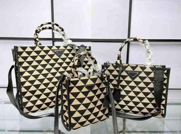 

5awomen handbag designer tote bag triangle symbole jacquard fabric handbags large totes designers shoulder bags, Red;black