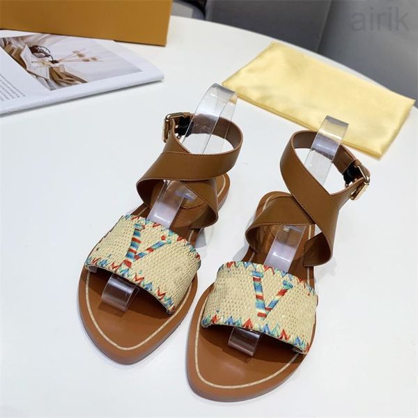 

cla2023ic womens sandals designer slippers embroidered leather gra2023 flat rubber sandal flip flops roman shoes heatshoescasual fashion ver, Black