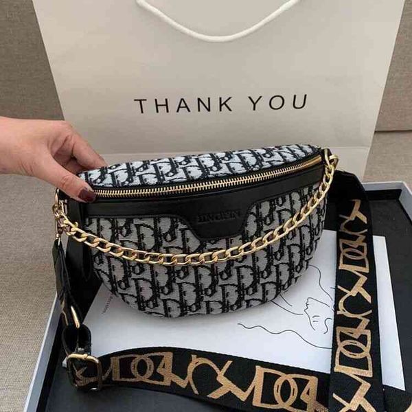

most popular chest bag of the same style