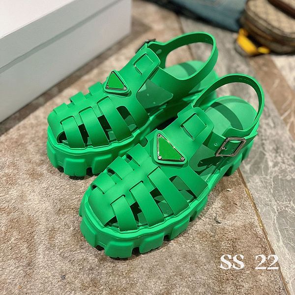 

22ss summer new foam rubber womens sandals monolith sole metal classic triangle logo design popular ladies retro beach footwear large size e, Black