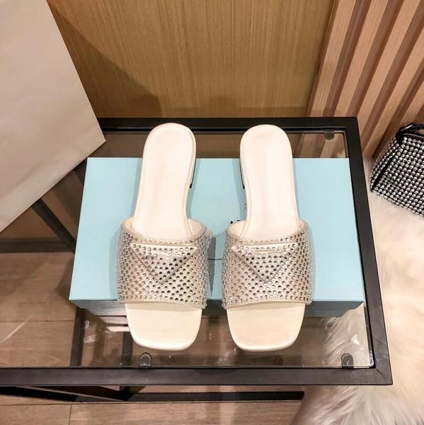 

new style designer rhinestone flat bottom slippers sandals fashion outdoor leisure luxury slipper leather lining dinner wedding sandbeach, Black