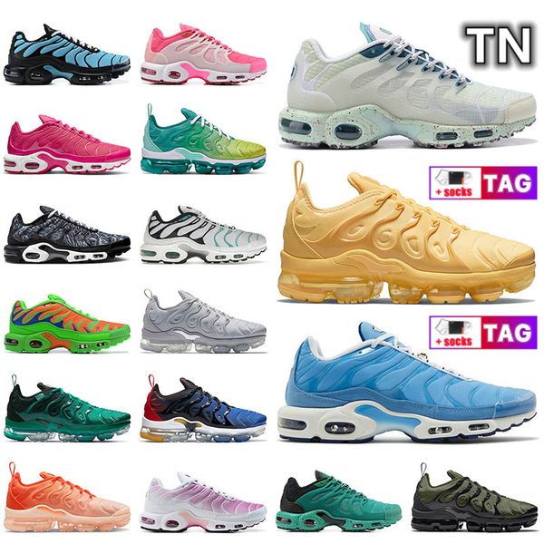 

wholesale tn plus terrascape mens womens running shoes universtiy blue pink fade mean mint green unique graphic prints sneakers vapo tnplus