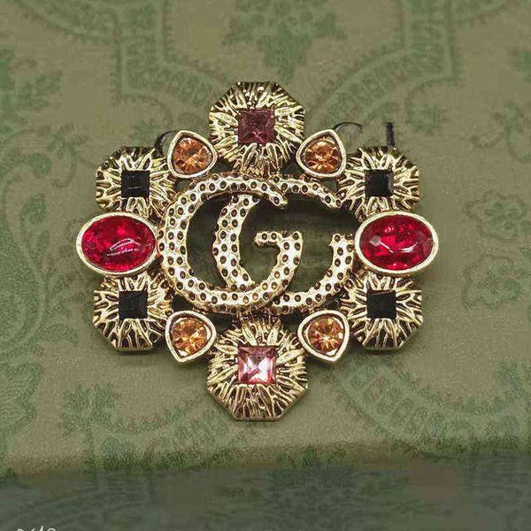 

factory outlet light luxury color diamond medieval brooch vintage french temperament palace style accessories ins blogger 4kwx, Gray