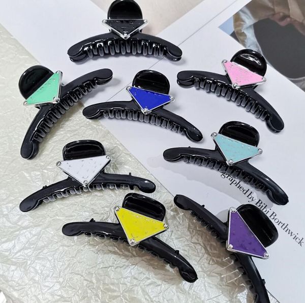 

south korea dongdaemun letter clamps ladies temperament back head acrylic headwear 8 colors optional female fast delivery, Slivery;golden