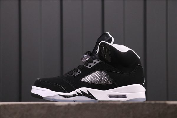 

shoes jumpman 5 high black white women designer sneakers