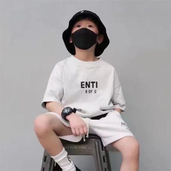 

fashion kids clothing sets designer clothes breathable baby short sleeve gray black cotton o-neck pockets tshirts shorts sets tracksuits out, White