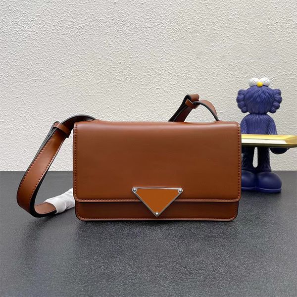 

2022 brand luxury retro bag black p home advanced diagonal bag shoulder bags tote famous designer triangle sign versatile wallet