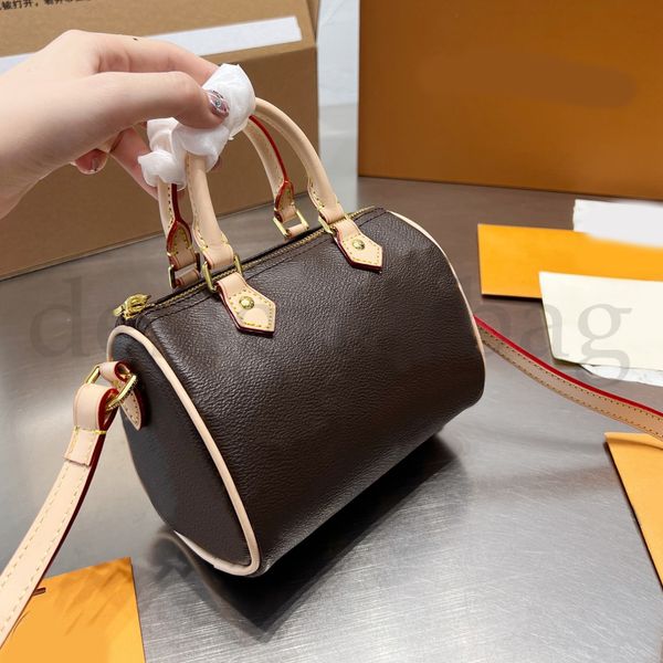 

tote pillow bag printed crossbody luxury designer brand fashion shoulder bags handbags women letter purse phone bag