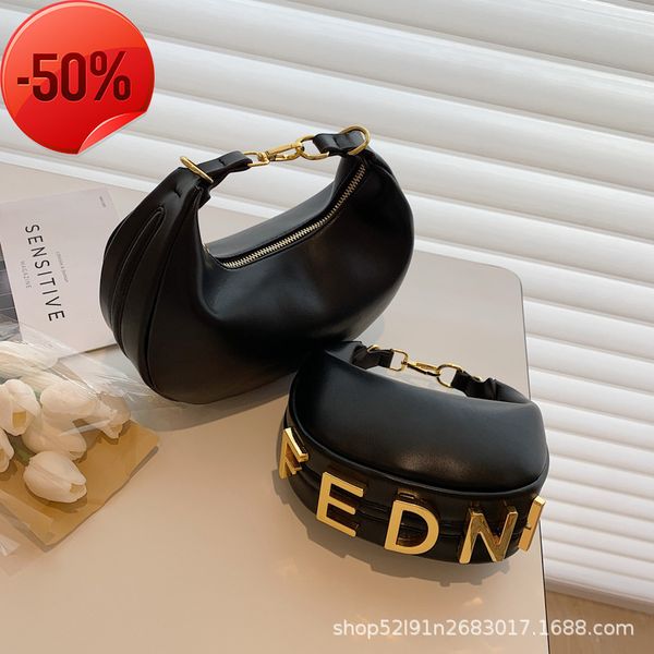 

the factory directly the factory directly family fashion soft leather personalized crcent popular women's single shoulder underarm bag