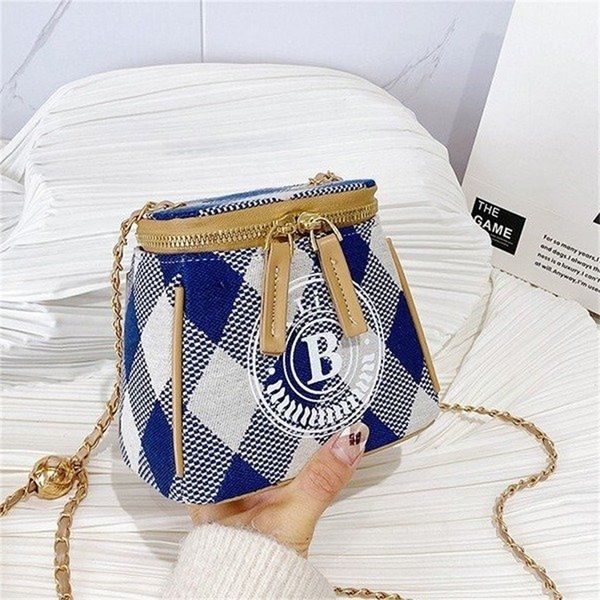 

56% off 2022 new designer bags korean lingge single shoulder texture chain messenger street trend handbag for women