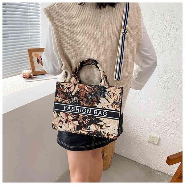 

super low women star the same fashion atmosphere embroidery travel tote bag hand shopping bag 75% purses stores sale