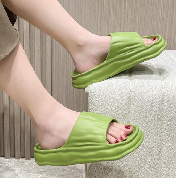 

men's and women's summer sandals home bath non-slip bathroom shoes couple's deodorant thick bottom indoor slippers, Black