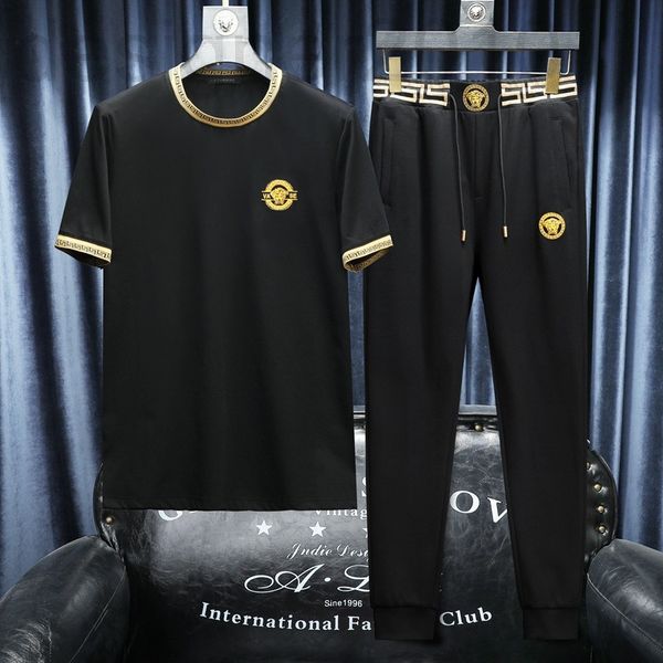 

men's tracksuits designer 2022 summer men's short sleeved casual sports youth embroidered pants, Gray