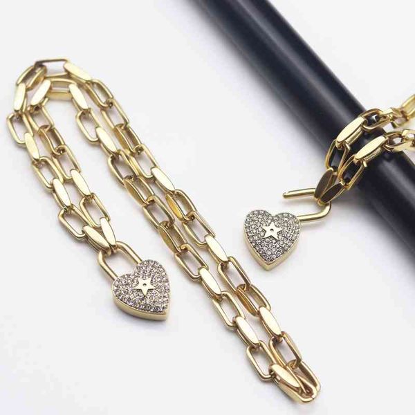 

2022 factory wholesale new love neck necklace female dijia net red heart exaggerated hip hop chain small lock bracelet, Silver