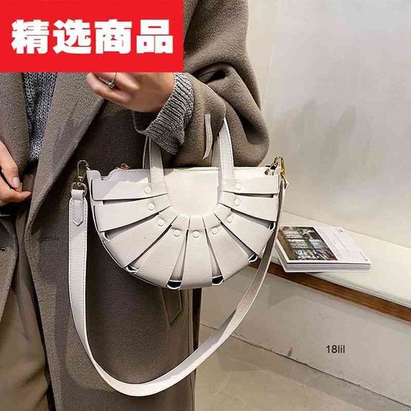 

outdoor sports designer venetas bottegas bagswomens woven round tote fashion gsyu