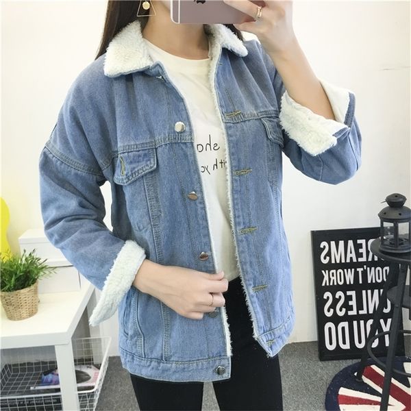 Giacca invernale in pelliccia di jeans Giacca bomber da donna Manica lunga Lavata Giacca di jeans blu Cappotto con fodera calda Tasche frontali con patta e bottoni T200212