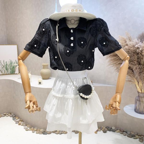 Женские блузкие рубашки ниша дизайн женская одежда 2022 Летняя 3D -цветочная рука пригвоить шкаф для бусинки с короткими рукава