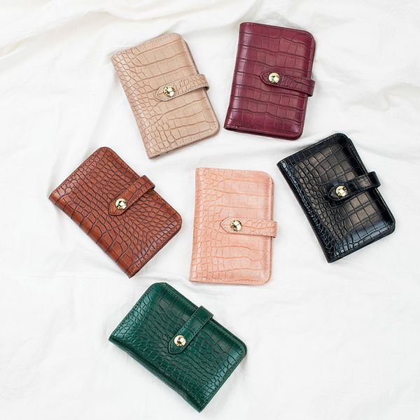 

ladies wallet 2022 new korean short crocodile print wallet card bag leather texture zipper buckle two fold simple zero wallet, Red;black