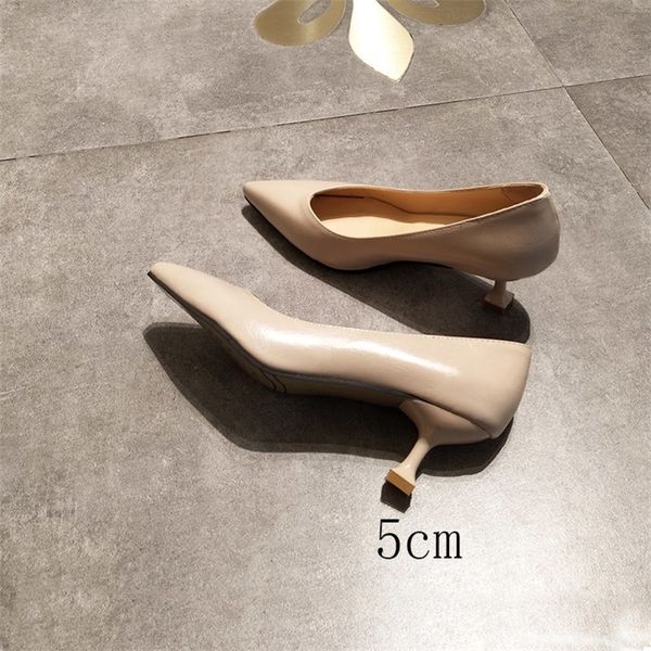 

eoeodoit spring new leather pumps med kitten heels v mouth lady office ol heels shoes work job pumps shoes 5 cm y200702, Black