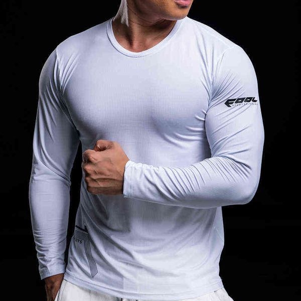 Camiseta de manga longa Men spandex fitness primavera outono slim fit esportes shirt o-ginze camiseta de camiseta de camiseta de academia