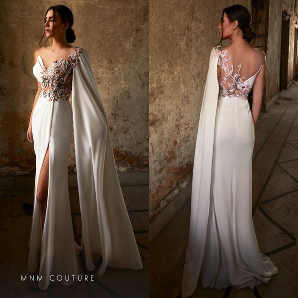 Elegante abito da ballo a sirena in raso bianco con abiti da sera formali con applicazioni di perline e spacco sul lato alto