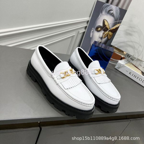 

dress shoes spring and autumn high-end round head cow leather thick bottom gold buckle chain tassel shoes women's small celi lefu, Black