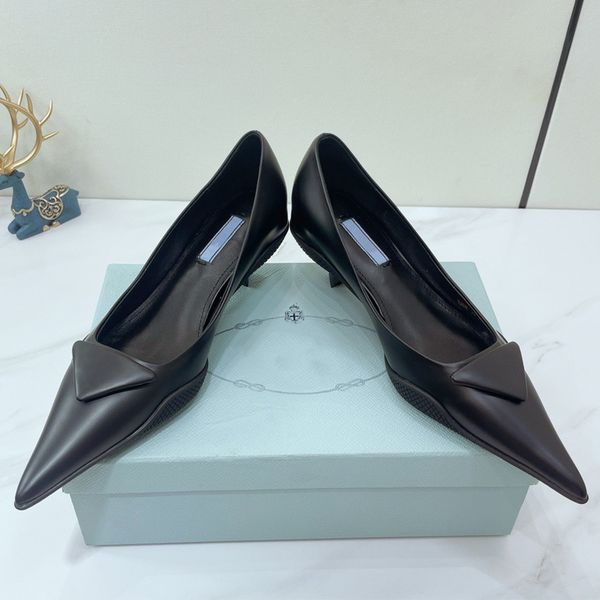 

early spring runway catwalk net red star with the same dress shoes sandals high heels small fresh wind with a little extravagance and elegan, Black