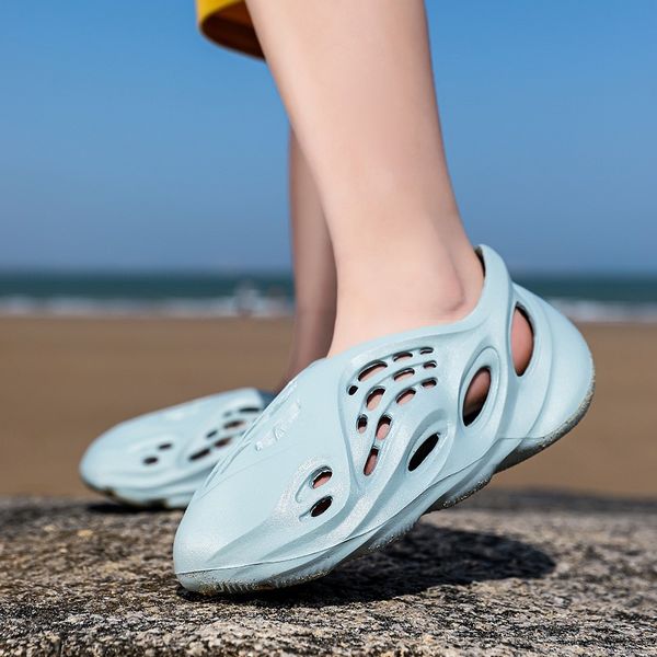 

foreign trade childrens shoes childrens hole shoes 2022 summer new big children children breathable coconut sandals beach shoes, Black