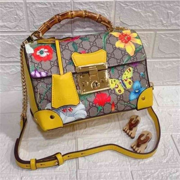

designers new arrived bamboo handle actual p luxury bags, Black;red