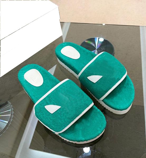 

luxurious designer slippers edition white trefoil leather patches monograms stylish lightweight women sandals, Black