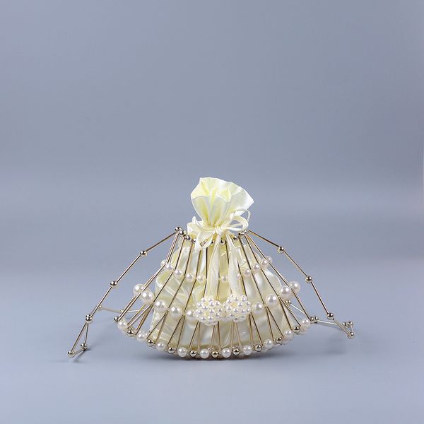 

mini woven bag imitation pearl hollow beaded fan-shaped bag