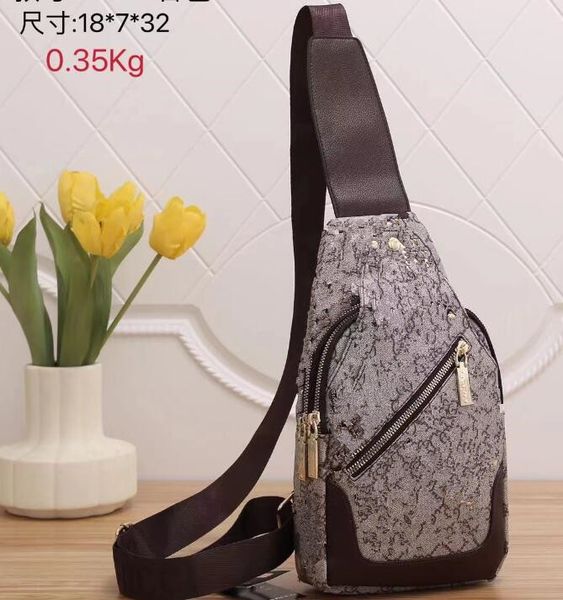 

2022 new men's outdoor cycling backpack, men's chest bag, women's small bag