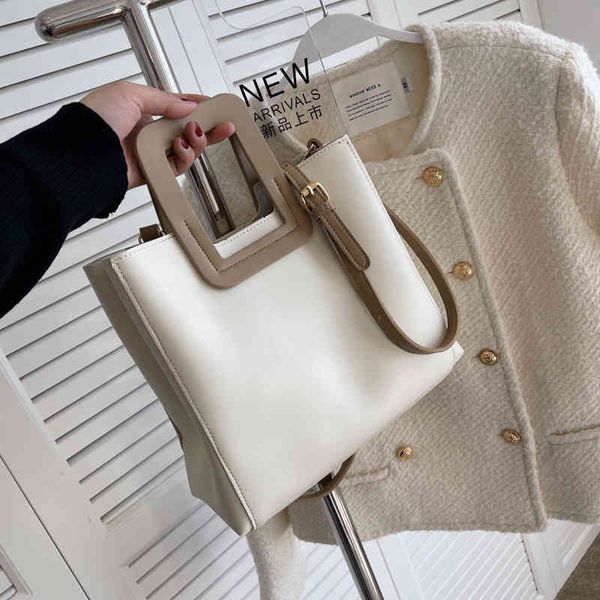 

fashion women's new high-quality versatile bag luxury designer spring and summer simple large 2022 fashion msenger capacity one shoulde