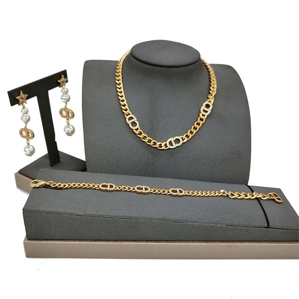 

shop 80% off clearance letter diamond neck female pearl heavy industry high version hand jewelry necklace, Black