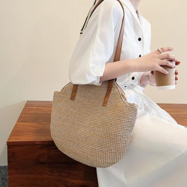 

new retro large capacity straw woven bag handbag, Black;red