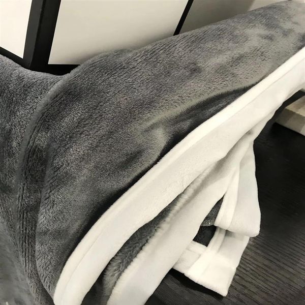 

winter new pattern 4 colors soft blanket 150 x200cm classic design soft warm good quality227v