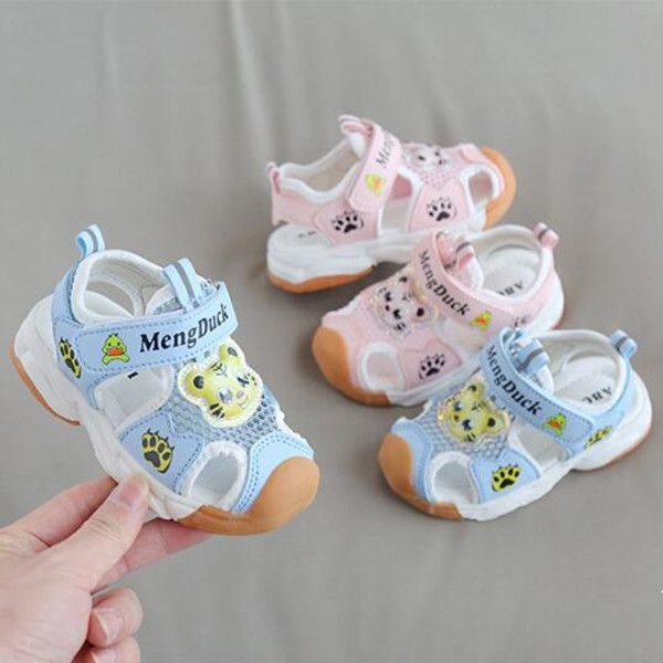 

2022 summer new girls sneakers baotou sandals fashion cartoon soft bottom non-slip baby first walk prewalker boys kids beach sandals shoes, Black;red