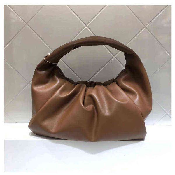 

designers bags niche design single shoulder underarm bag, horn cloud large capacity portable leather bag for women
