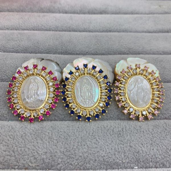 Collane con ciondolo Religioso Medaglia ovale Santa Vergine Maria Guadalupe Collana Fascino Conchiglia naturale Accessori per gioielli in zirconeCiondolo