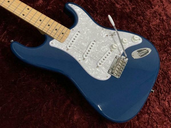 

hybrid st maple fingerboard indigo electric guitar