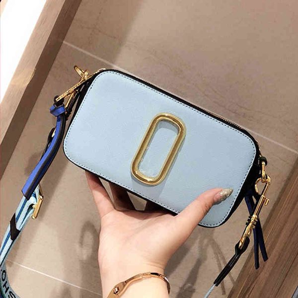 

women luxurys designers graffiti shoulder camera bags handbag leather crossbody designer bagss female high capacity purses 220330 zhouzhouba