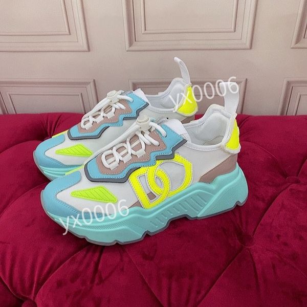 

2022 paris men women casual shoes light blue pastels black grey white pink orange multi-color luxury mens designer sneakers