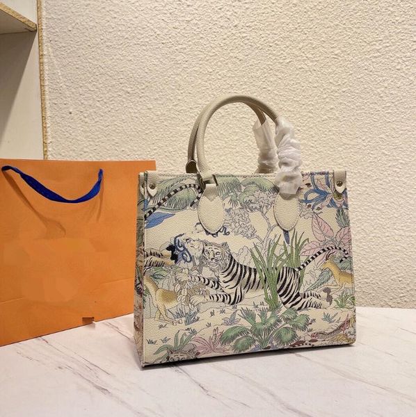 

classic graffiti print messenger bag limited painted letter women shoulder bags crossbody designer lager capacity handbags brand graffiti fe