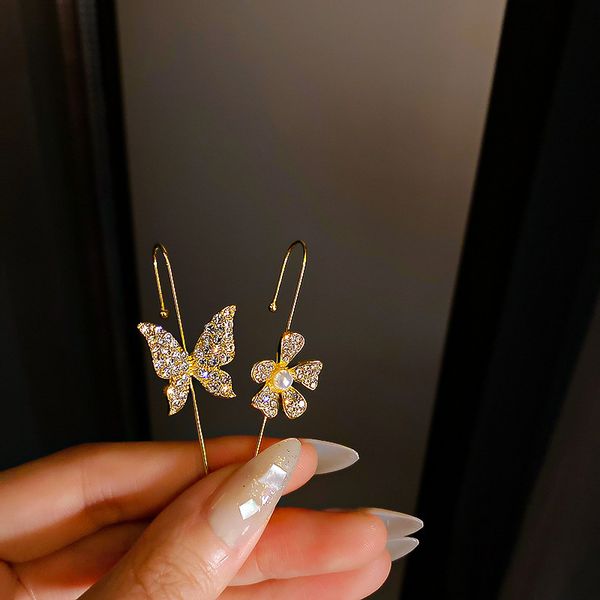 

simple butterfly flower piercing earring ear clip korean elegant internet popular earrings unique design fashion stud earrings for women, Golden
