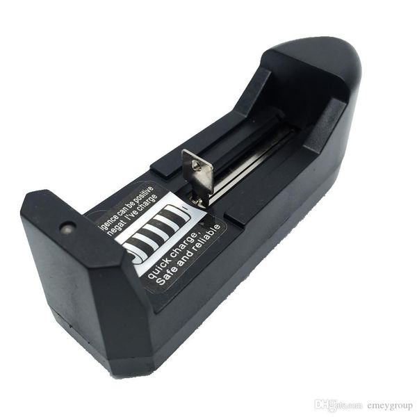 

us / eu 3.7v 18650 14500 16430 battery charger electronic cigarette charger lithium battery single charge intelligent prevention