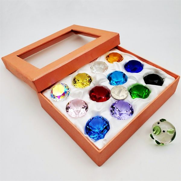 

artificial crystal glass diamond jewel paperweight home decor children toys 12 color round cut crystal gem gift box set (12pcs) 220414