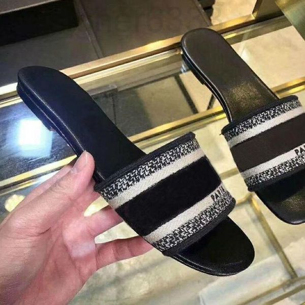 

sandals designer luxury designer leather ladies summer flat slipper fashion beach woman big head rainbow letters slippers 35-4, Black