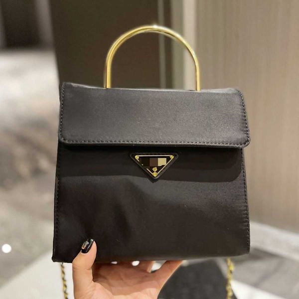 

designer 2022 new one shoulder messenger briefcase popular fashion satin nylon medieval commuter bag portable women's style