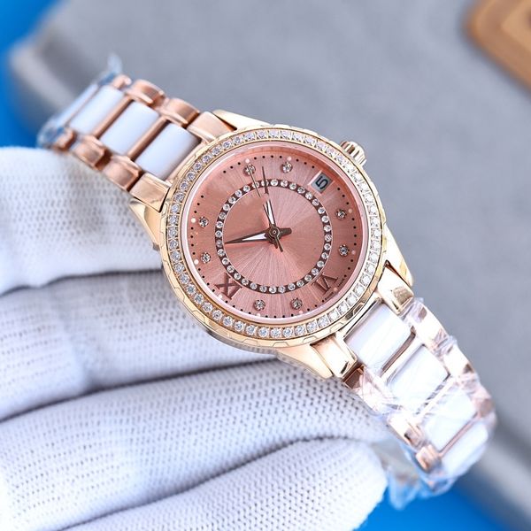 Fashion Womens Watch Mother of Pearl Dial Полностью автоматическое механическое движение сапфировое царапин, устойчивая стеклянная стальная полоса высококачественная дизайнер Btime 2022